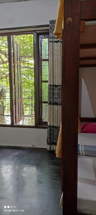 The Traveller'S Hostel & Private Rooms Sigiriya Eksteriør billede